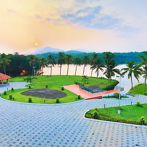 3* Resort Palette - Periyar